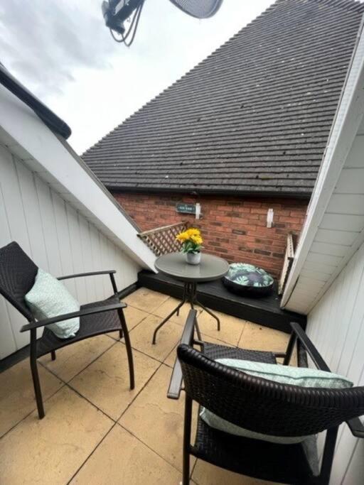 Bs - Luxury Top Floor 4 Bed Apartment With Garage In Town Centre - No Lift Stratford-upon-Avon Zewnętrze zdjęcie